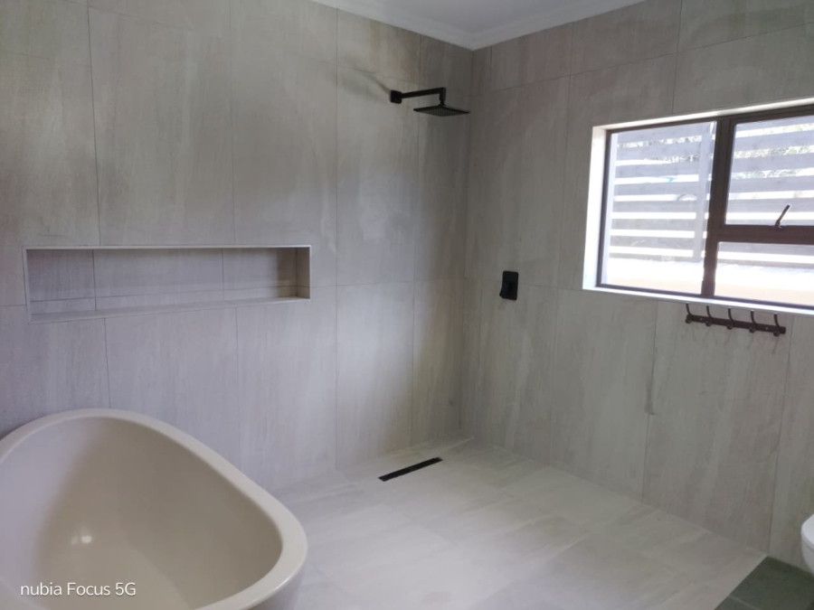3 Bedroom Property for Sale in Marina Martinique Eastern Cape